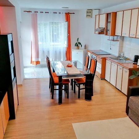 Lend Apartment Miercurea Ciuc Exterior foto