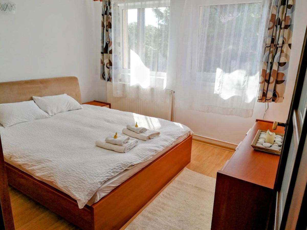 Lend Apartment Miercurea Ciuc Exterior foto