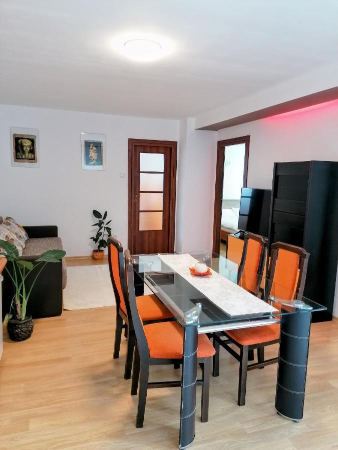 Lend Apartment Miercurea Ciuc Exterior foto